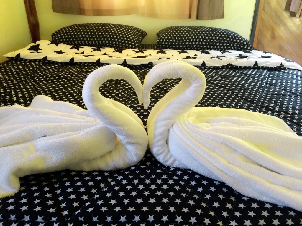 Baan Rabiang Pai Hotell Rum bild